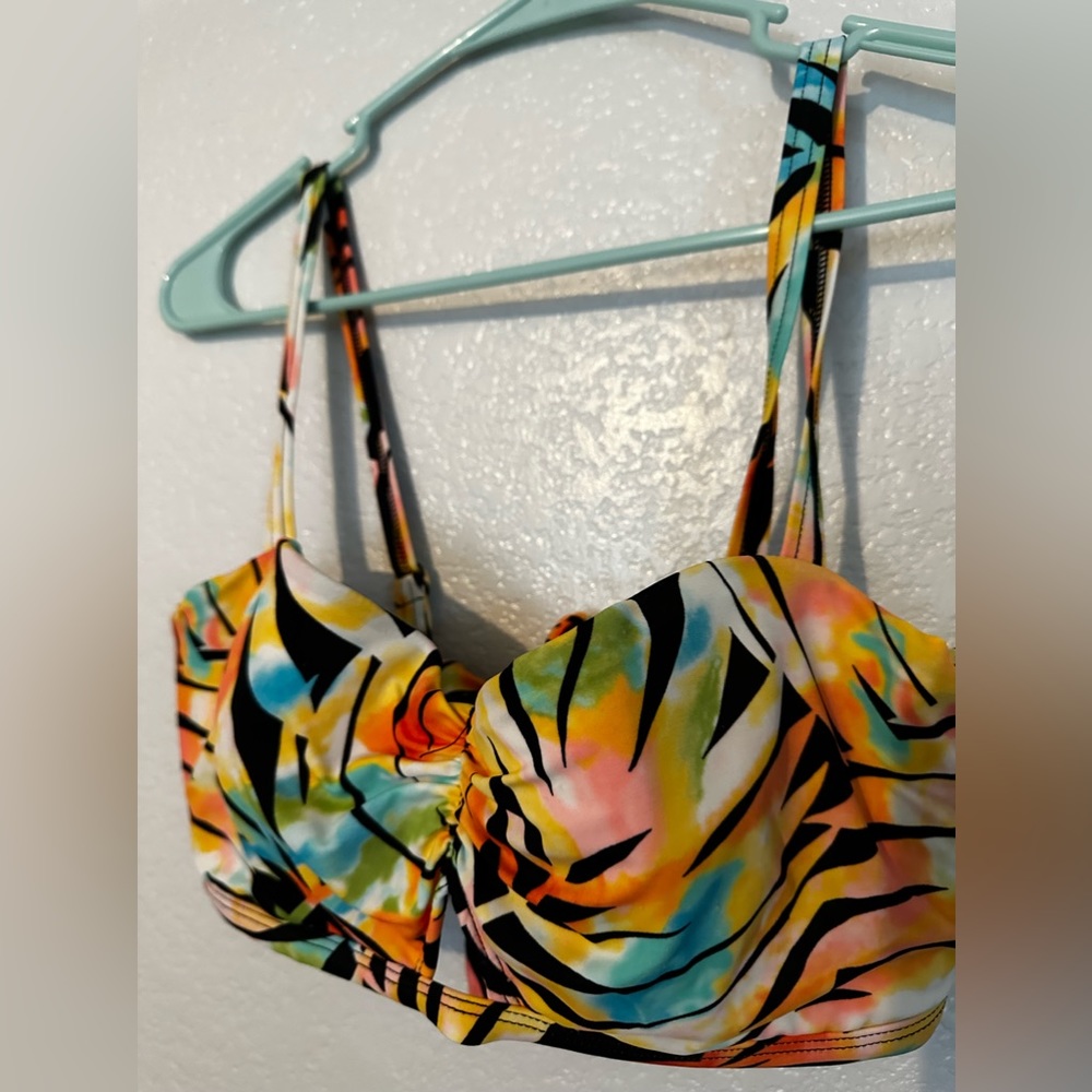 Sundazes Swimsuit (Top Only)